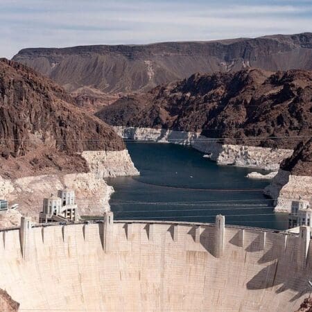 $700M in Fed Funding Introduced to Increase H2o Amounts in Vegas-Adjacent Lake Mead