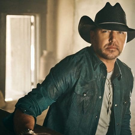 VEGAS DINING NEWS: Jason Aldean Sets Date to Fight Blake Shelton (Restaurant-Wise)